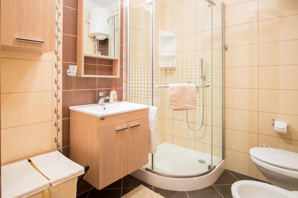 The Golden Island Apartments Krk Town Zimmer foto