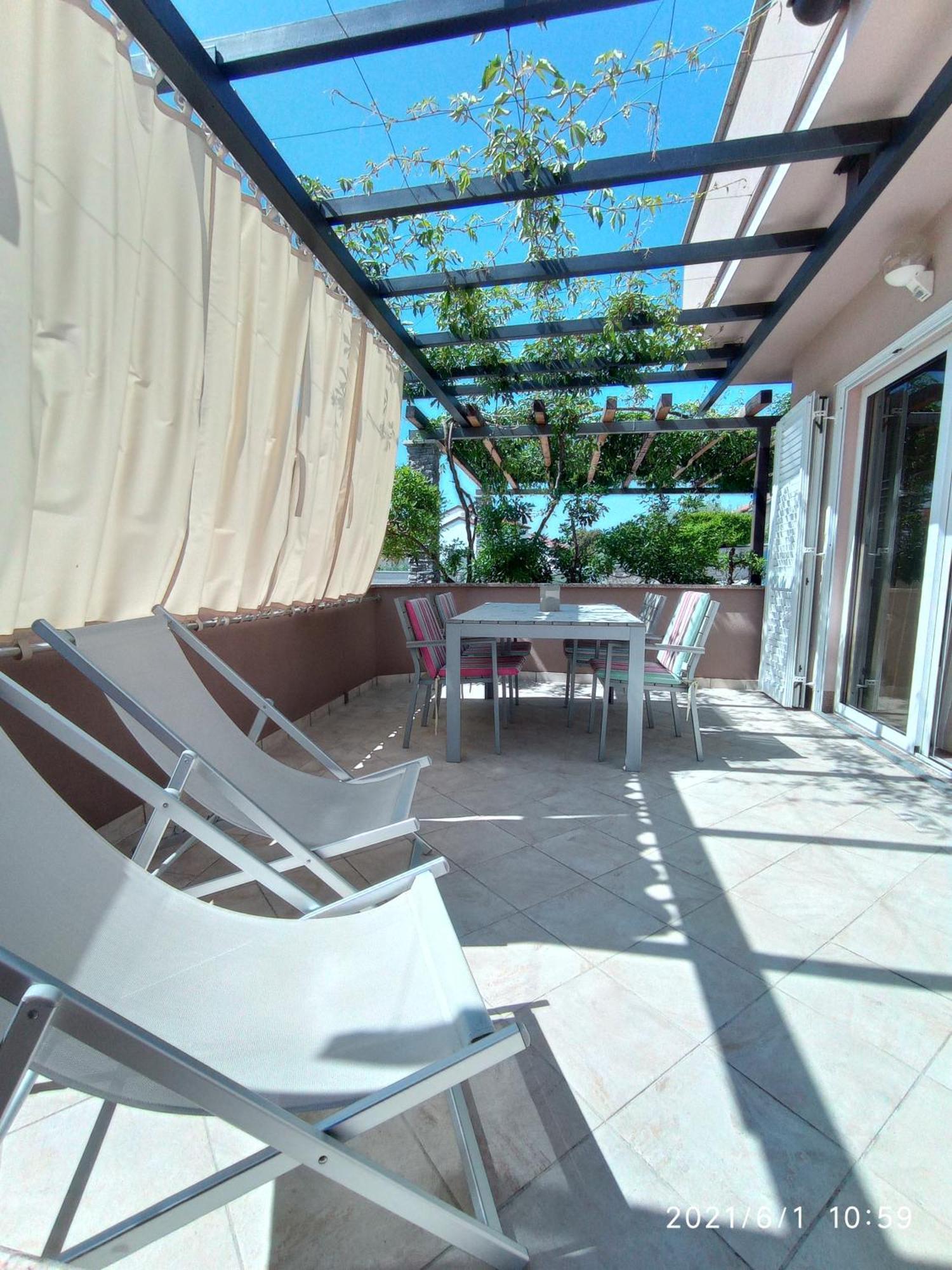 The Golden Island Apartments Krk Town Zimmer foto