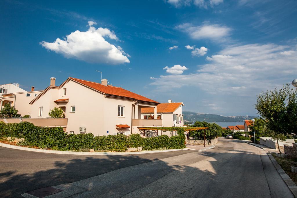 The Golden Island Apartments Krk Town Exterior foto