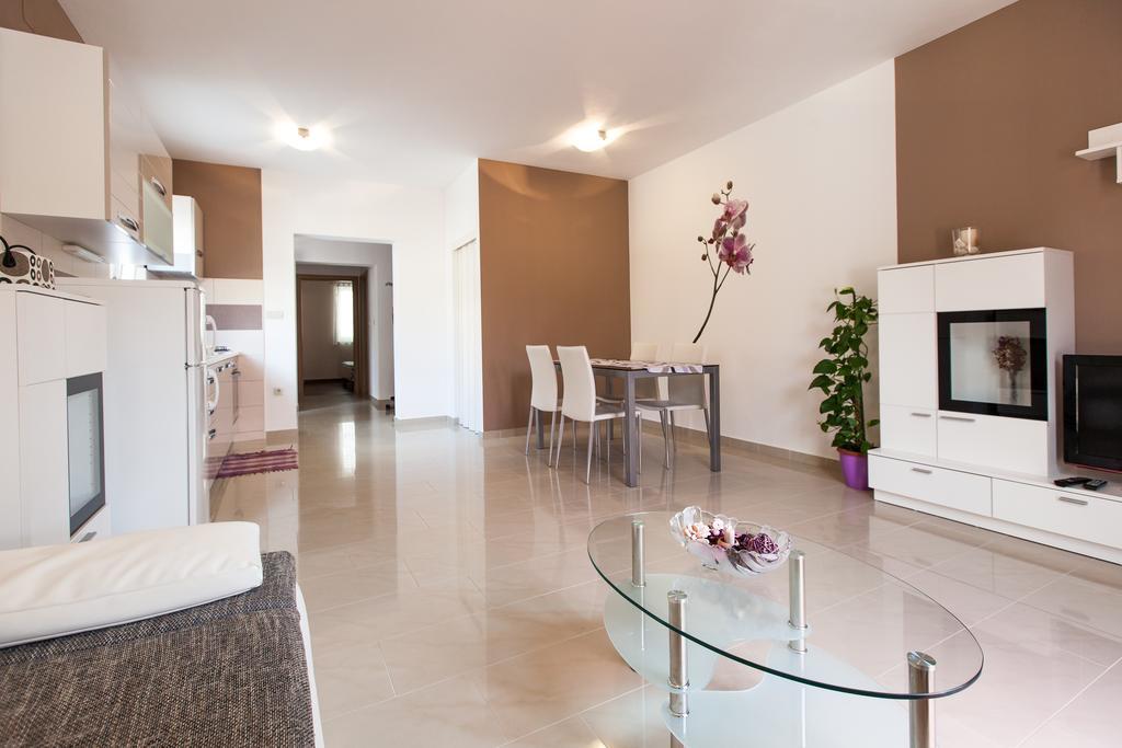 The Golden Island Apartments Krk Town Exterior foto